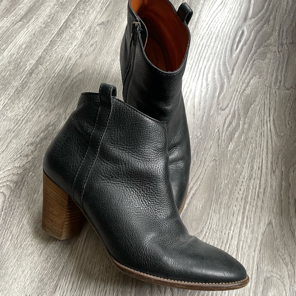 Madewell Billie Boot in Black Leather